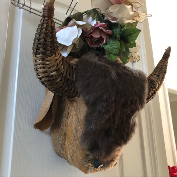 Folk Art Hanging BULL BASKET/PLANTER Made From Wood Wicker Bark Fiber Feathers & - Picture 6 of 16